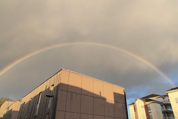 Un bel arc-en-ciel samedi dernier à Ronchin (59) pour égayer les jours à venir