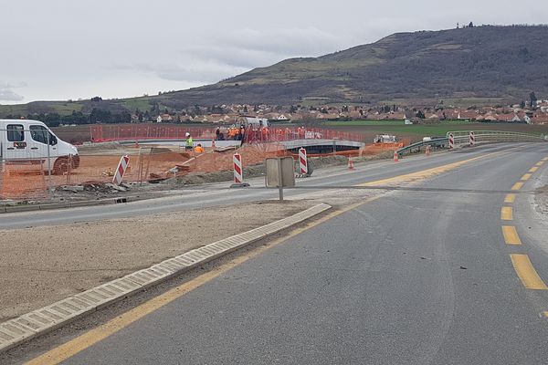 Les travaux sur l'autoroute A75, près de Clermont-Ferrand, engendrent des fermetures nocturnes du 8 au 11 février.