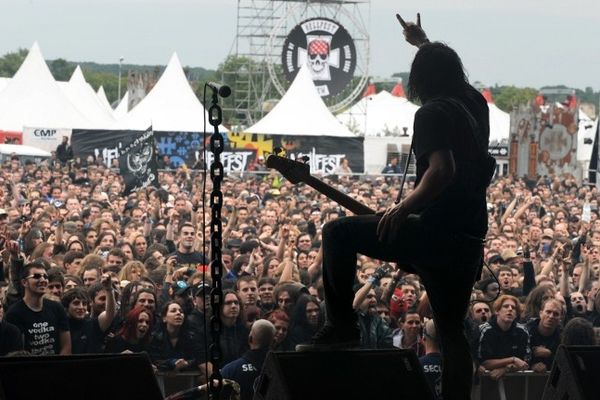 Dagoba sur la scène du Hellfest 2011