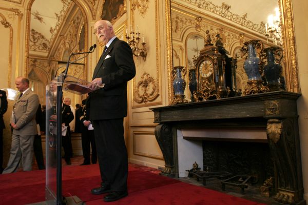 Le 14 février 2007, Jean-François Picheral sénateur des Bouches-du-Rhône, intervient au Sénat.