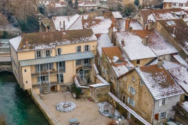 Cette maison était la maison de vacances de Louis Pasteur. 