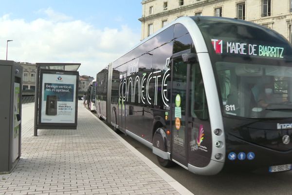 Le trafic des bus et Tram'bus a repris normalement ce lundi matin à Bayonne, huit jours après l'agression qui a coûté la vie à un conducteur