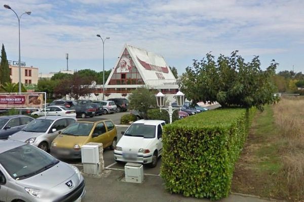 L'agression a eu lieu sur le parking de ce restaurant