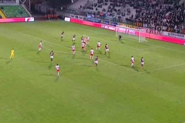 Nîmes arrache un match nul deux partout à Metz pour la 6ème journée du championnat de Ligue 2