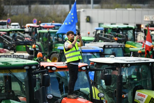 En cette période d'élections européennes, agriculteurs français et espagnols bloquent l'A9 et la D900 ce lundi 3 juin 2024. Image d'illustration.