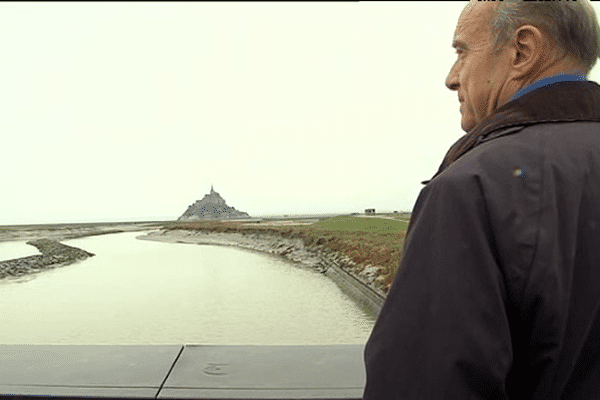 Le maire de Bordeaux et candidat à la primaire des Républicains Alain Juppé ce mercredi au Mont-saint-Michel