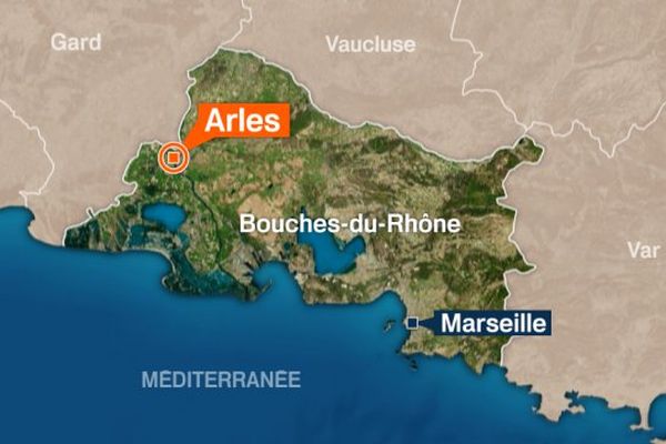 Incendie à Arles, un enfant entre la vie et la mort