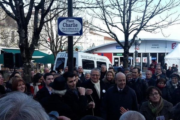 Inauguration de la place Charlie, à Angoulême (Charente), dimanche 1er février.