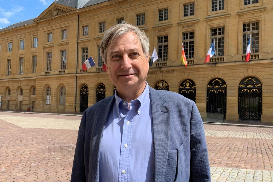 Metz le nouveau maire réclame dans une tribune plus de pouvoirs pour