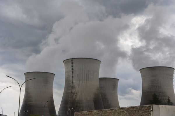 L'État prévoit la construction de réacteurs EPR2 par paires dans le périmètre de centrales existantes comme à Bugey dans l'Ain et pourquoi pas aussi à Fos-sur-mer.