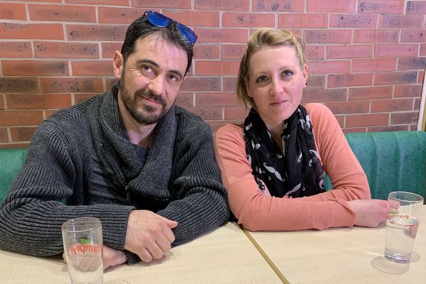 Ambre et Franck témoignent pour la première fois après avoir été accusés de vols au Fouquet's.