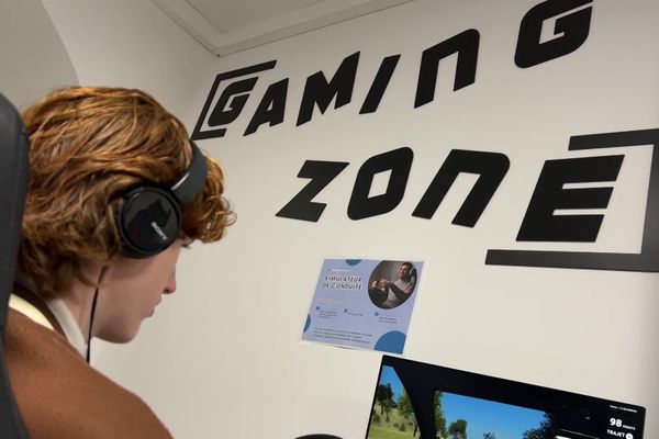 Dans le Lot-et-Garonne, la "gaming house" sert à l’insertion socioprofessionnelle de jeunes en difficulté, dans le monde du travail et dans la société.