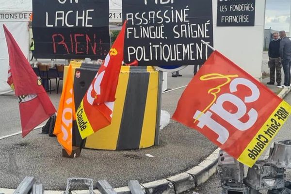 A Saint-André dans l'Eure, les salariés de MBF occupent le site de l'usine Sofrastock.