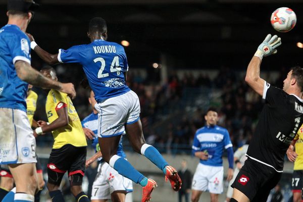 Djiman Koukou a offert le but de l'égalisation aux Chamois niortais lors de la 3ème journée du championnat de Ligue 2.