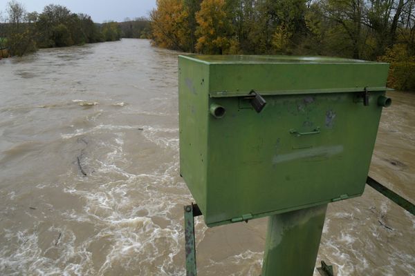 Photo d'illustration. La rivière Le Gland était particulièrement agitée. Un fort courant, et une belle profondeur, en raison des fontes des neiges tombées les jours précédents.