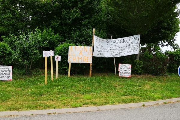 Un collectif a été mis en place à Queuille pour s'opposer à l'arrivée de déchets dangereux