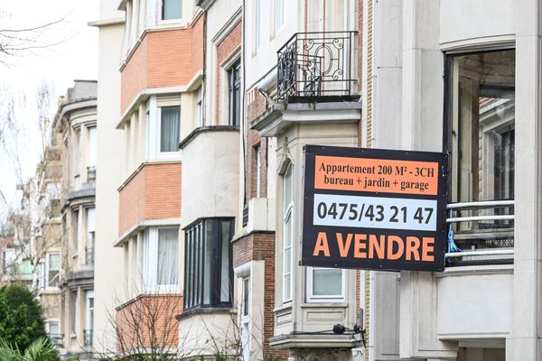 Les taux d'intérêts commencent enfin à baisser dans l'immobilier, ce qui pourrait motiver des primo-accédants.