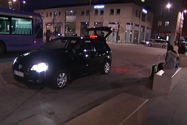 Les covoitureurs se donnent rendez-vous devant la gare de Reims