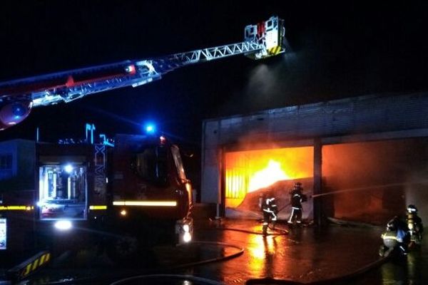 Incendie à l'entreprise Daligault à Carpiquet, 10 janvier 2020