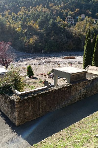 Une partie du cimetière de Saint-Dalmas-de-Tende a été emporté par la tempête Alex en 2020.