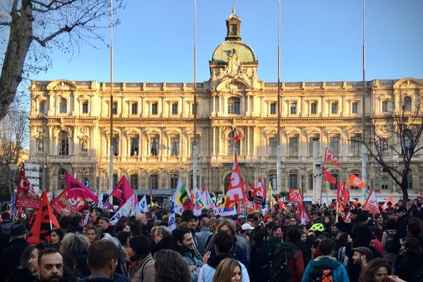 A Marseille, manifestation devant la préfecture à 18 h à l'appel de l'Intersyndicale des Bouches-du-Rhône.