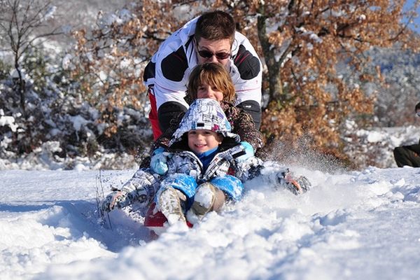 Les vacances de Noël démarrent le 22 décembre et s'achèvent le 8 janvier 2013