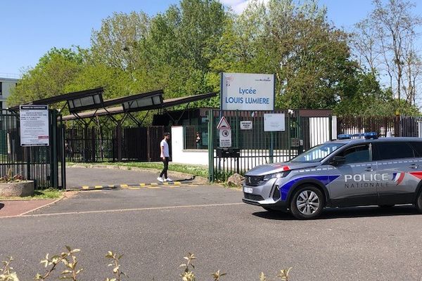 Un lycéen de 16 ans a été gravement blessé au lycée Louis Lumière de Chelles.