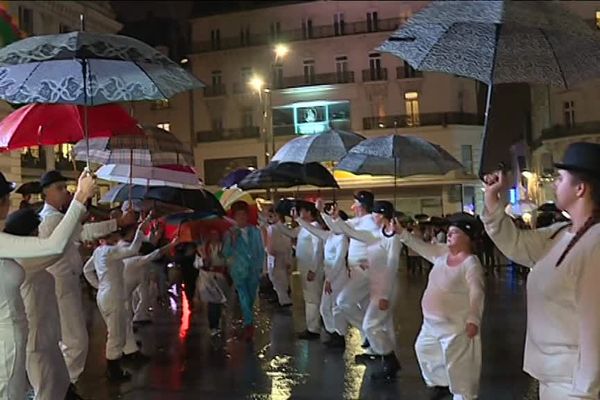 La pluie a contraint d'annuler nombre de spectacles des Accroches-Cœurs hier soir à Angers