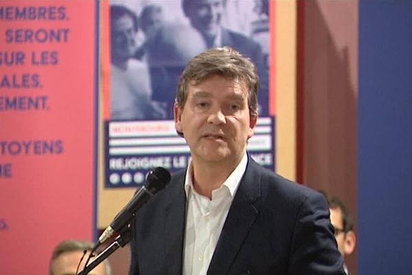 Arnaud Montebourg à la tribune.