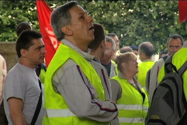 Débrayage à La janais, Rennes, 13 juillet 2012