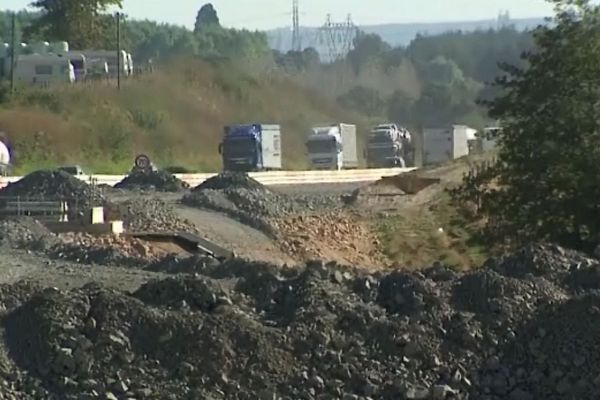 Les travaux de mise à 2 X deux voies sur la RCEA dans le secteur de Montceau-Blanzy