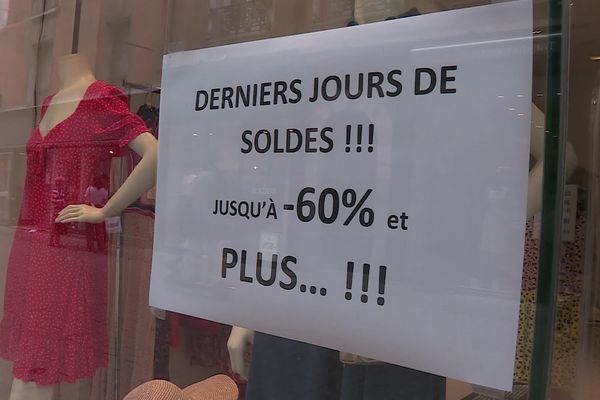 Les commerçants grenoblois accusent le coup après des soldes décevants cet été. 