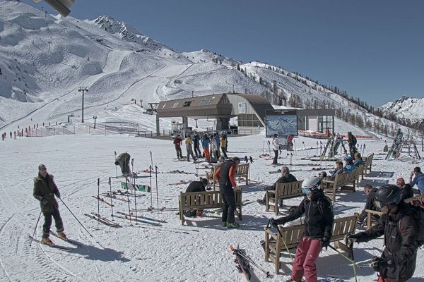 La télécabine sera fermée au moins jusqu'au 30 mars.