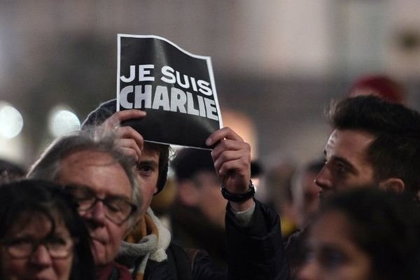 Dans la manifestation républicaine, le 11 janvier, à Rennes