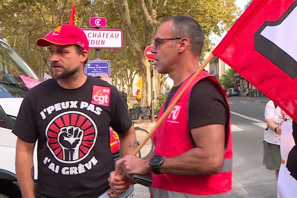 Dans les rues de Bordeaux le vendredi 13 octobre 2023, mobilisation à l'appel des syndicats pour l'augmentation des salaires à la veille de la conférence sociale organisée par la Première Ministre Elisabeth Borne.