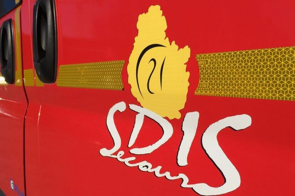 Un véhicule du SDIS (Service Départemental d'Incendie et de Secours)