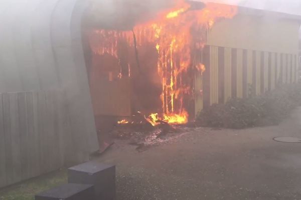 Incendie à l'école de Vassy, mercredi 8 janvier 2020