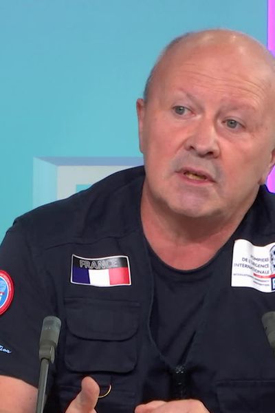 Philippe Besson est le président et fondateur des Pompiers de l'Urgence Internationale