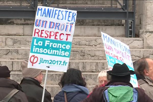 Les membres du collectif baptisé de ce jour d’automne 2010 pendant lequel ils ont été encerclés plusieurs heures par les forces de l'ordre lors d'une manifestation contre la réforme des retraites.