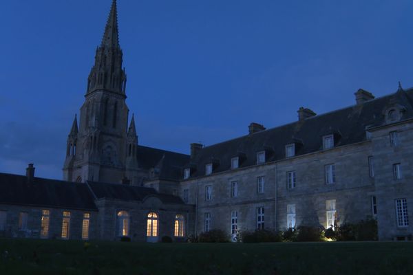 Le château de Quintin est un des 17 sites ouverts à des visites inédites pendant les Minutes bleues.