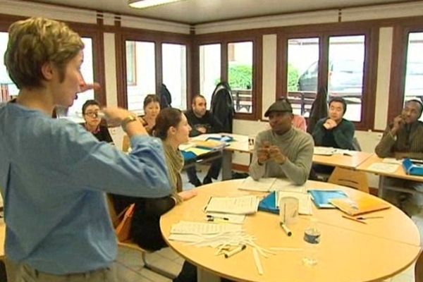 Un cours à l'association "éducation et formation" à Rouen