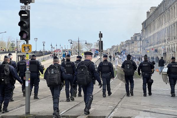 Les CRS lors de la manifestation du 28 mars 2023 contre la réforme des retraites.