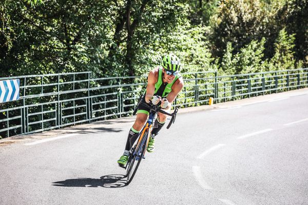 Le triathlète Guillaume Pochon s'entraîne pour le Norseman - avril 2023