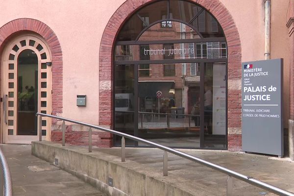 Palais de justice de Montauban, Tarn-et-Garonne.