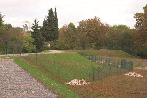 La digue inaugurée le 9 octobre 2023 à Juvignac vise à protéger la partie ouest de l'agglomération de Montpellier.