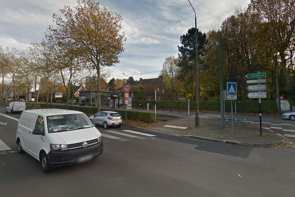 L'accident a eu lieu sur l'avenue de Flandre à l'angle avec l'avenue de la Liberté