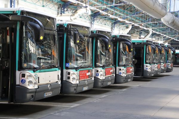 Grève à la RATP du 17 décembre : trafic normal sur métro et RER, perturbations sur tramways et bus.