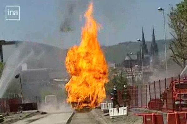 Le 19 mai 2004, un engin de chantier avait heurté une canalisation de gaz haute-pression sur le chantier du tramway de Clermont-Ferrand.