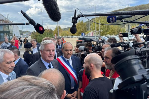 Le premier ministre, Michel Barnier, se rend à Givors ce vendredi 25 octobre, il doit présenter le plan national d'adaptation au réchauffement climatique.