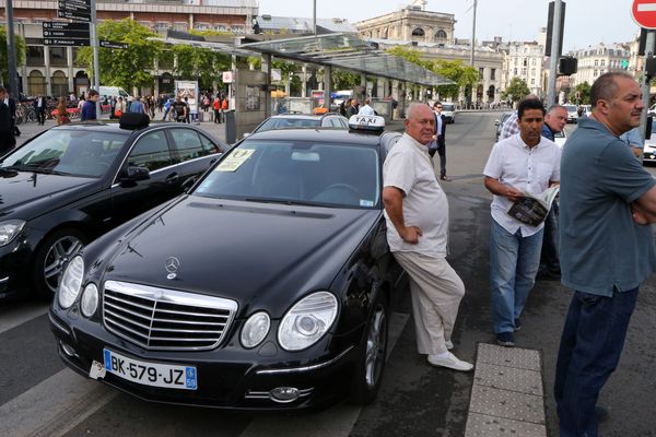 Manifestation des taxis lillois en juin dernier